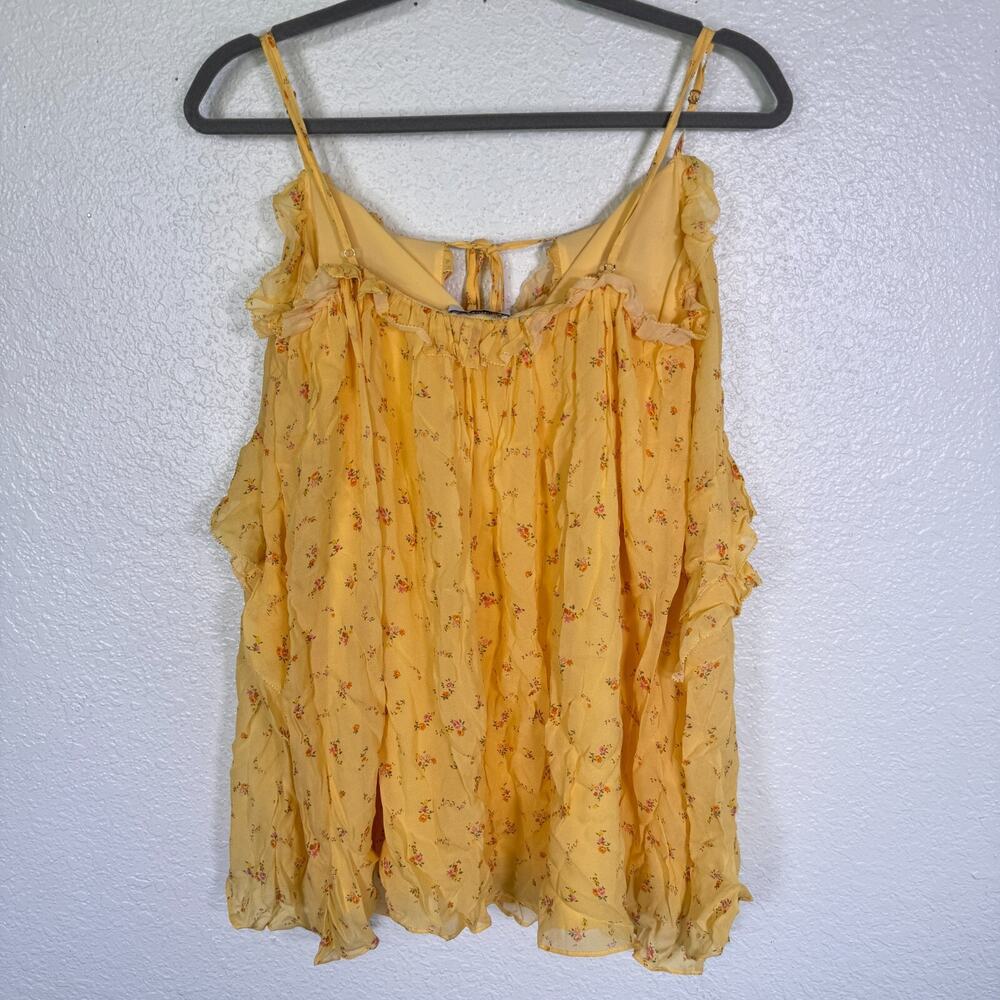 Rumored Top Womens XS Floral Ruffle Cami Blouse Tank Flowy Romantic Chic Dainty - Picture 2 of 9